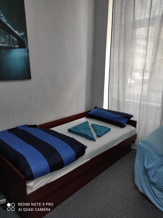 Rose Vienna Malfatigasse Apartment Bagian luar foto